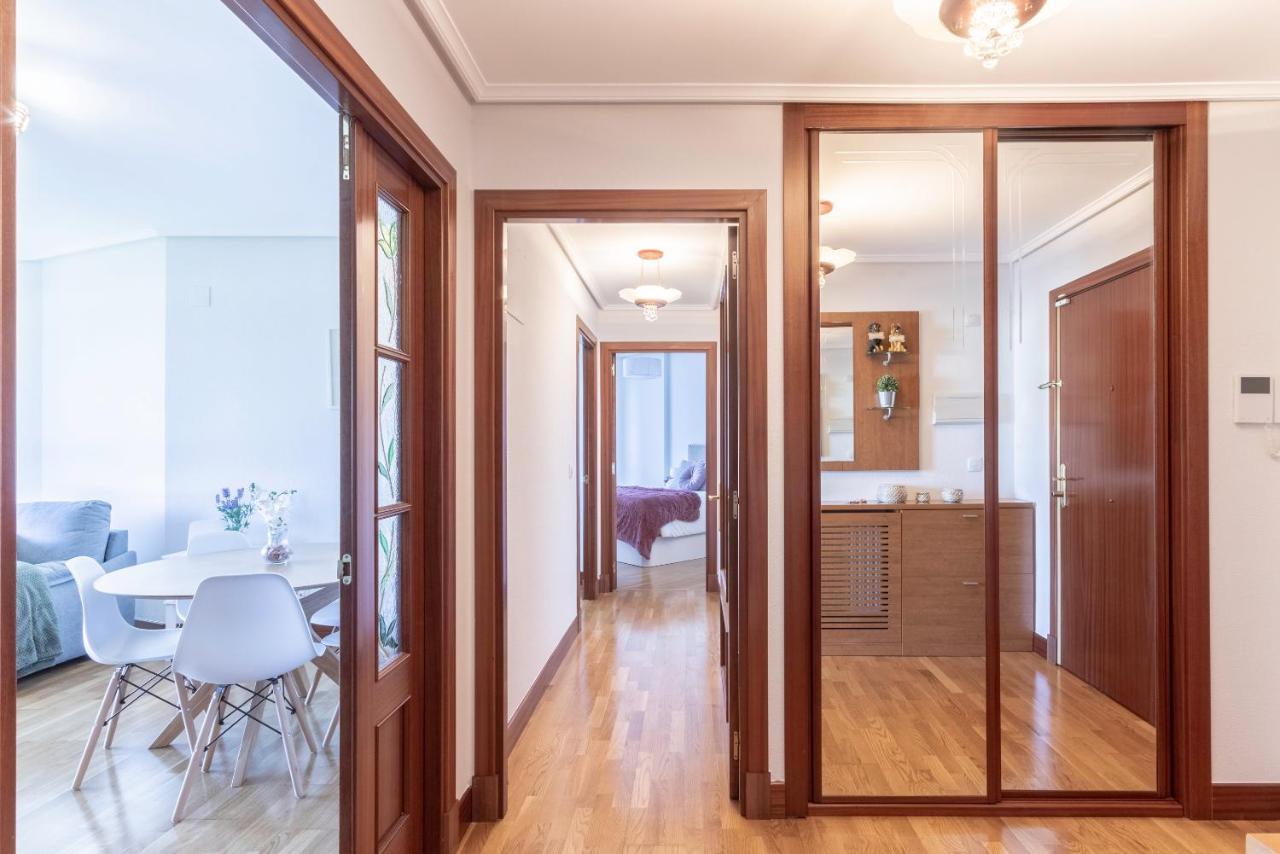 Confort Junto A La Ria De Barakaldo Exteriör bild